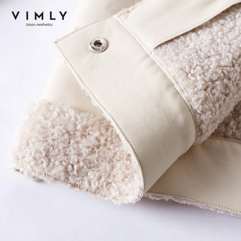 Женская кожаная куртка Vimly весенне осенняя однотонная приталенная одежда из