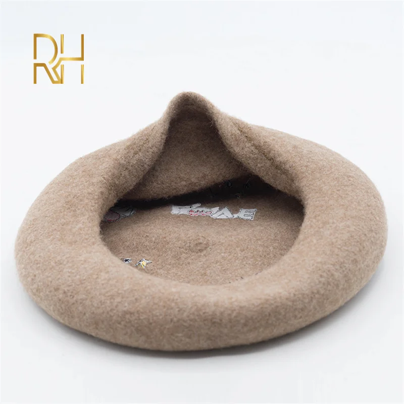 Женский шерстяной берет с вышивкой элегантный художника мультяшным