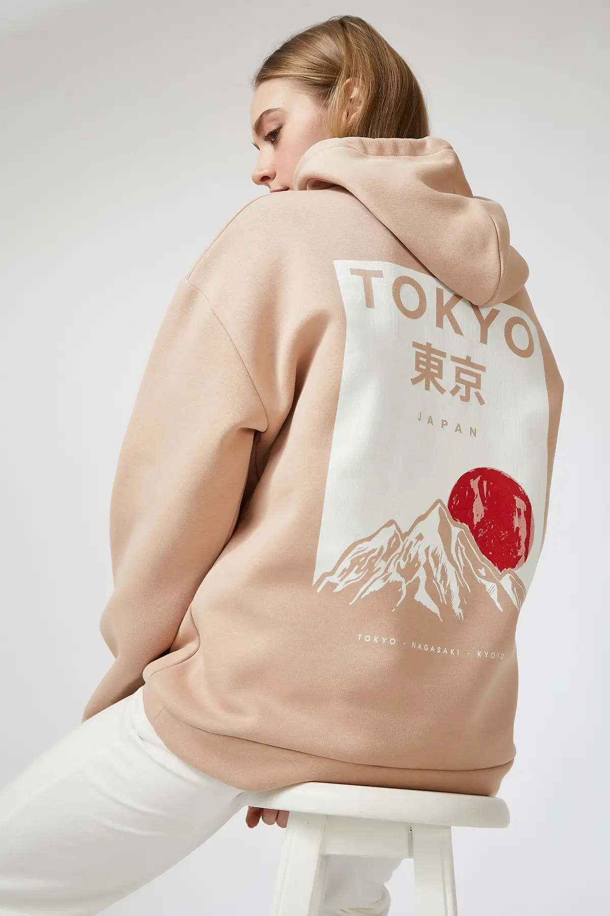 Счастливый ист. Женская зимняя Толстовка Оверсайз с капюшоном OX00046 | одежда