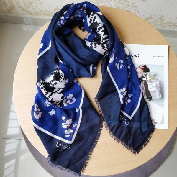 Лидер продаж года; итальянский модный Бренд liu. jo; женский шарф - Цвет: 39