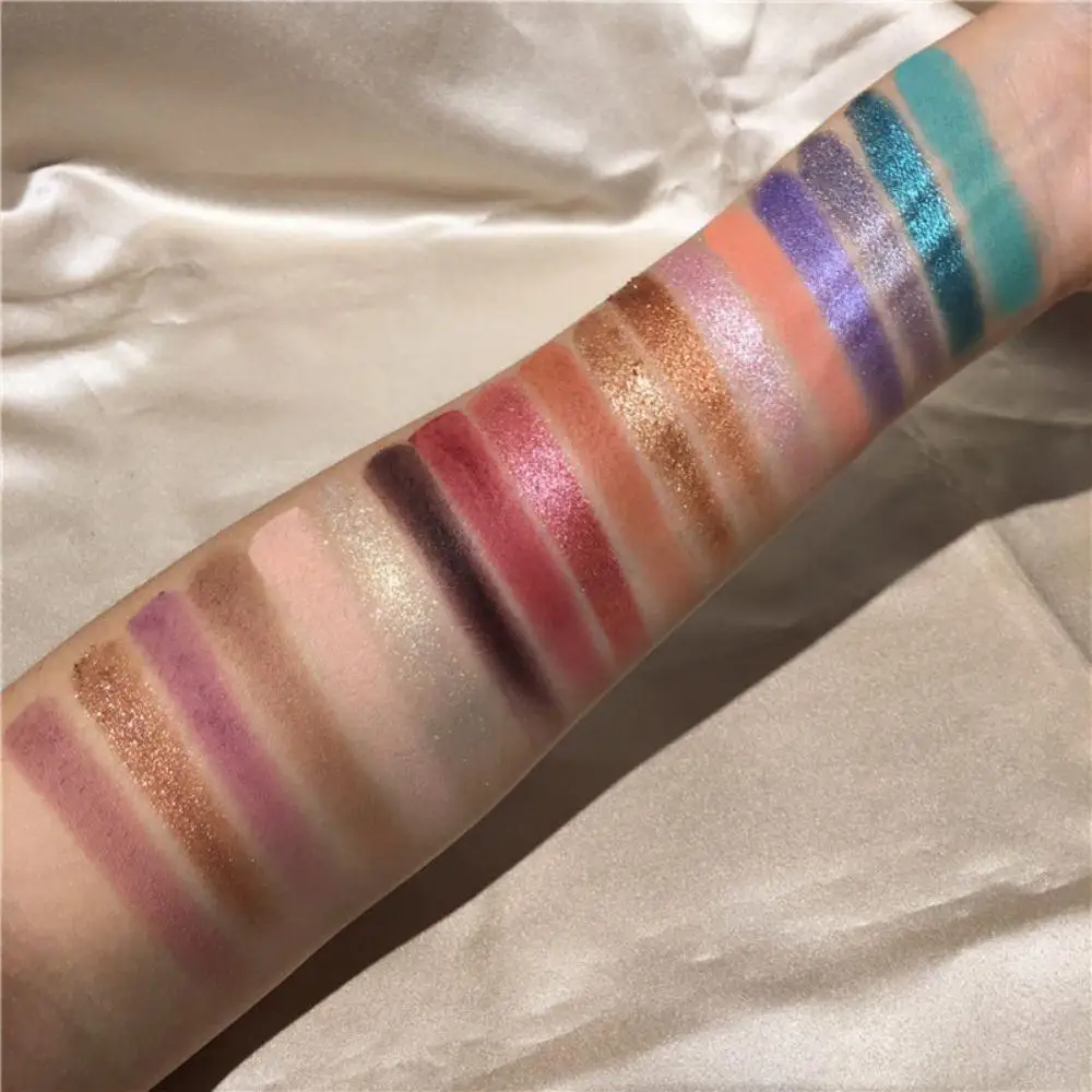 

BEAUTY GLAZED 18-color Eyeshadow Palette Long-lasting Waterproof maquiagem Colorfast Shimmer Matte Eye Shadow