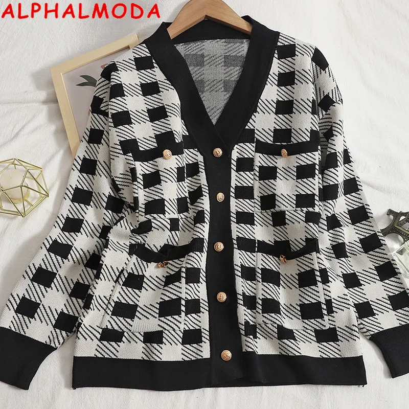 

ALPHALMODA Contrast Plaid Cardigan Wweater Coat Women's 2021 Autumn Button Pocket Sweater All-matching Loose Top