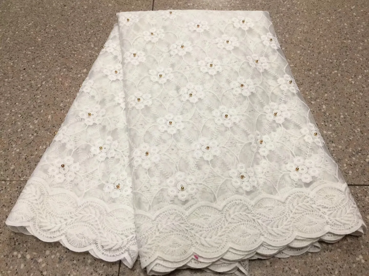 

Светильник-белое французское кружево ручной работы, африканский тюль, кружевная ткань с камнями, всего 5 ярдов для свадебного платья