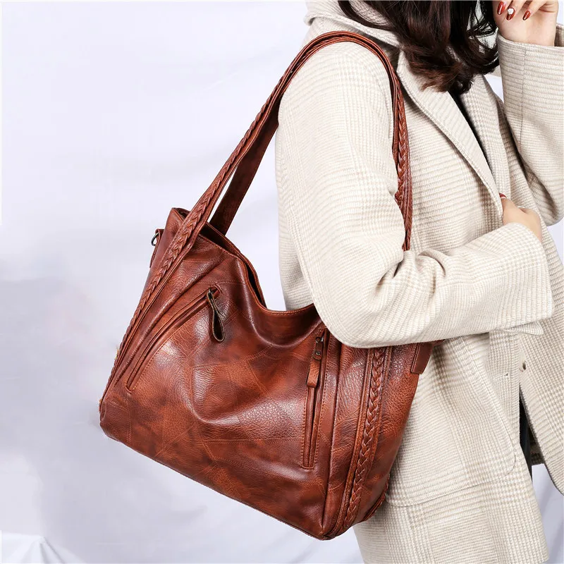 Сумка на плечо женская из экокожи модный большой саквояж в ретро стиле тоут