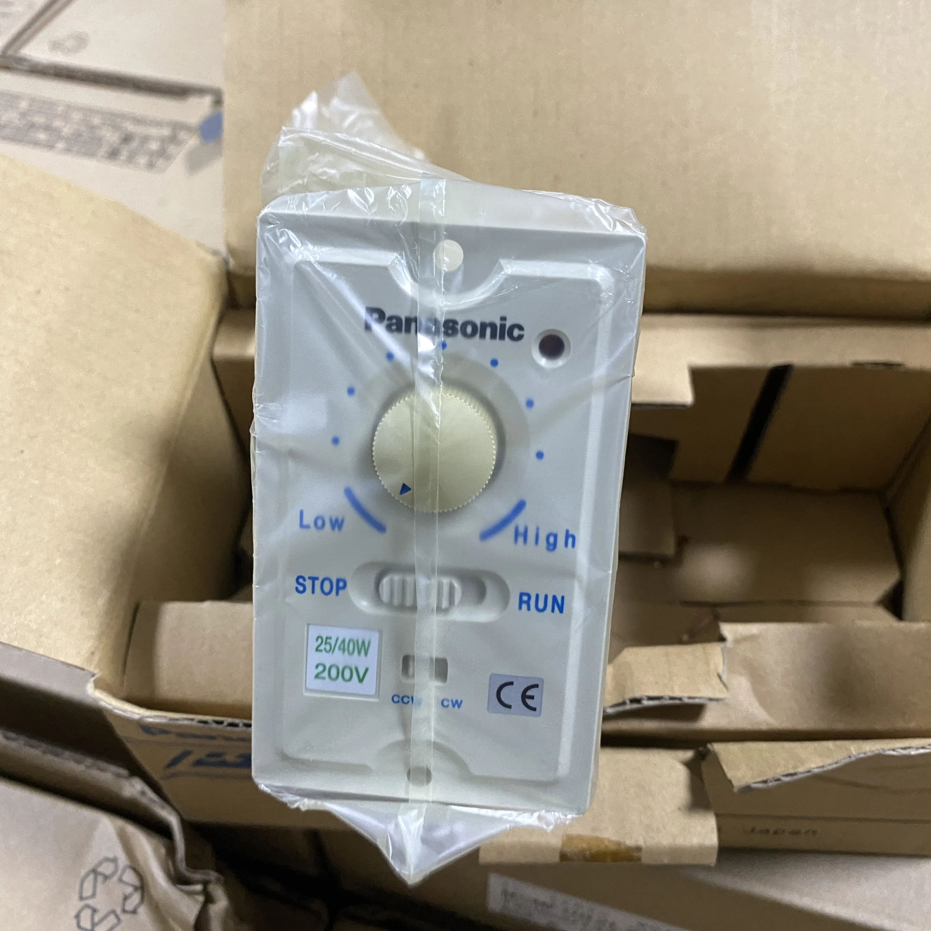 

Panasonic Inverter 200-230V 25/40W M1G4A2V1XE