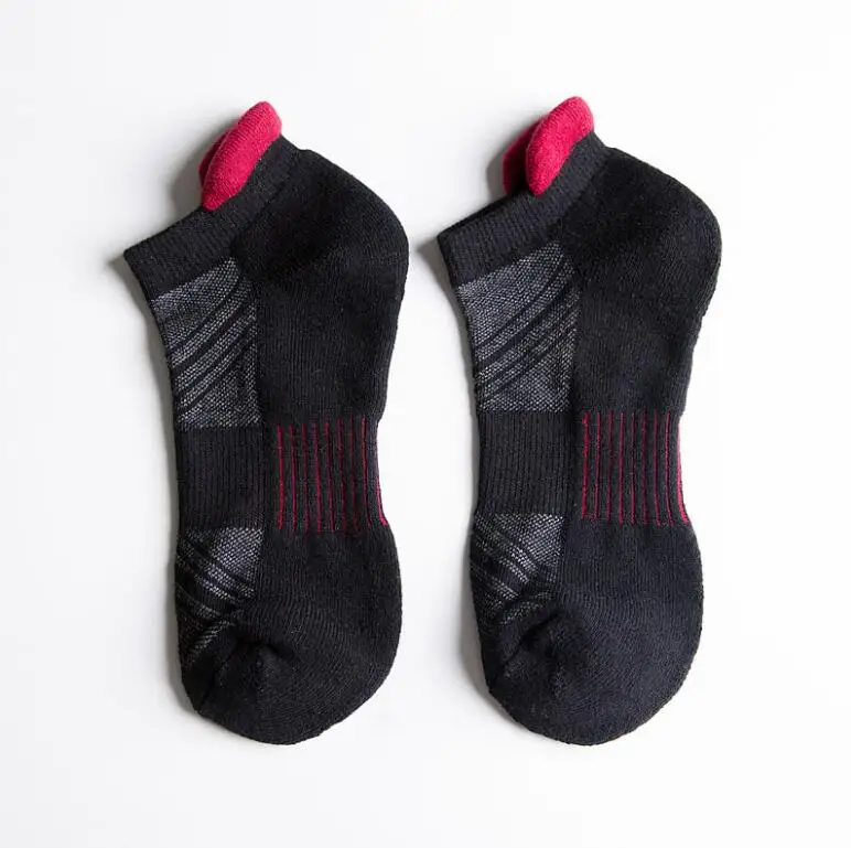 

2021 Men Socks Breathable Sport Walking Outdoor Sock Cotton Sweat Socks