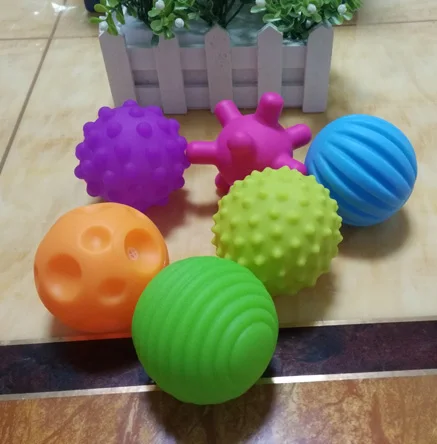 6pcs ball set 4, 6 и 1 шт. набор текстурированных мульти шариков, ручная погремушка, массажный мяч, игрушки для занятий спортом, мягкие тактильные игрушки для детей, развивающие сенсорные игрушки - Цвет: 6pcs ball set