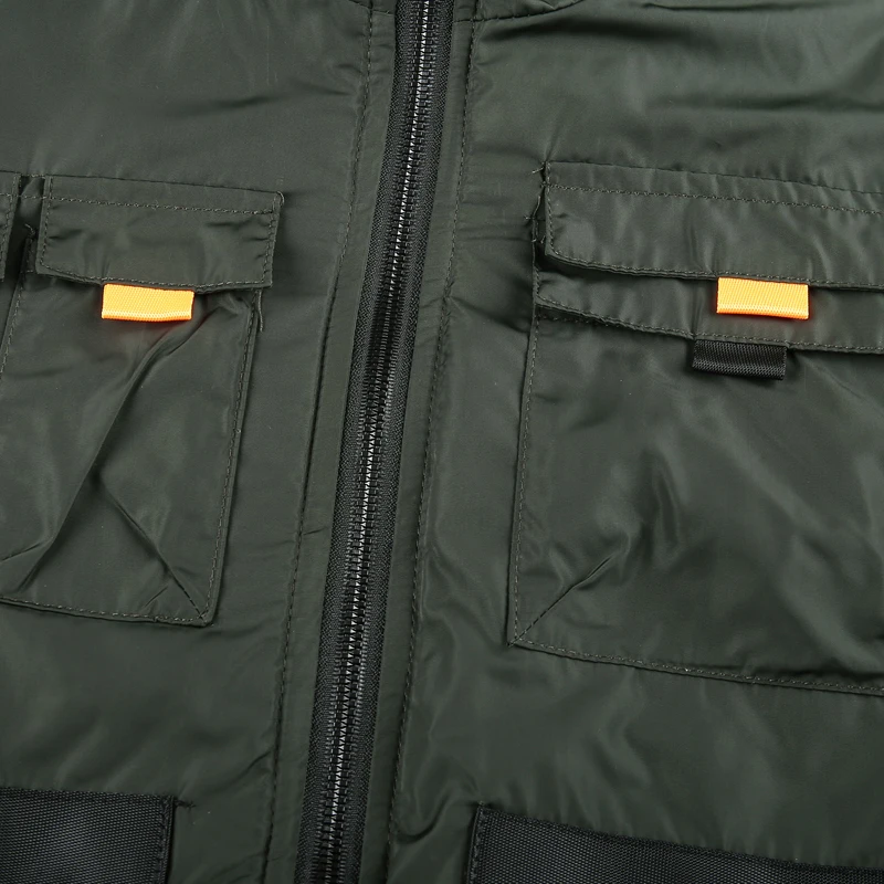 

Coats & Jackets
