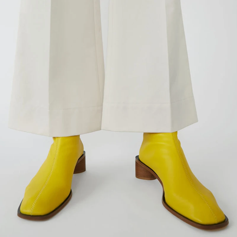 Новинка Весна 2020 кожаные ботильоны модные ботинки с квадратным носком и молнией