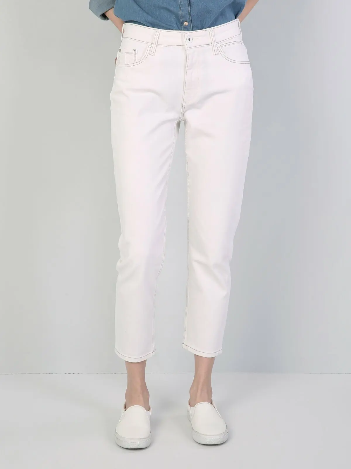 Colins Woman 891 Maya Slim Fit WhiteTapered Leg Jean Pantswomen's trousers women's pants Trousers for women pants women,CL104517