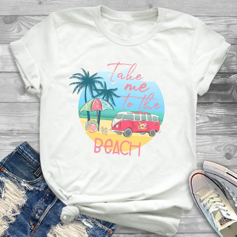 

Женская футболка с принтом «Take Me To The Beach»