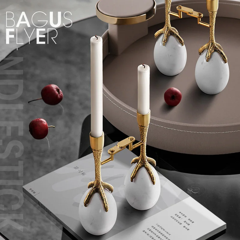 

Gold Claws Stepping On White Oval Marble Figurines Candle Holder Ornaments Designer Art Decor Room Dining Table Home Accessories