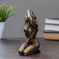 Фигурка девушки на торпедо автомобиля или в комнату в качестве украшения#2