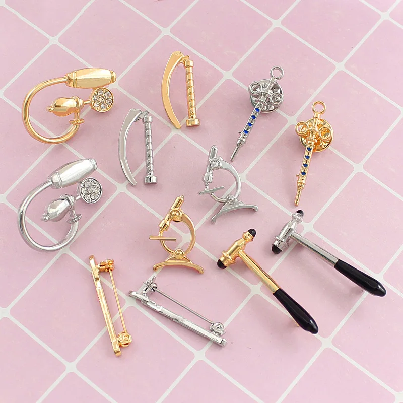 Медицинская брошь Ларингоскоп микроскоп скальпель шприц Сфигмоманометр