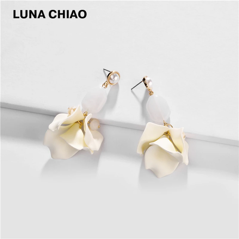 LUNA CHIAO 2020 осень зима новый дизайн ювелирные изделия цветок ромашки массивные