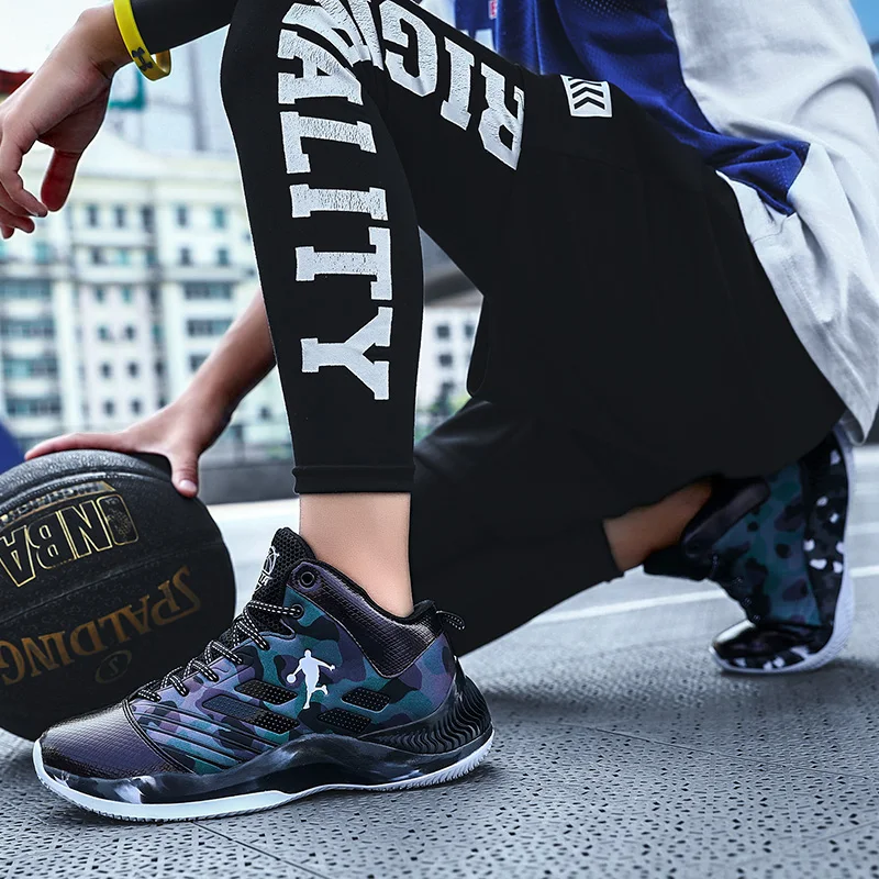 Новейшие мужские баскетбольные туфли дышащие сетчатые кроссовки с подушкой