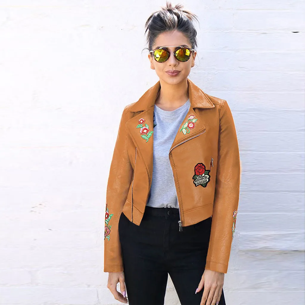 2019 Новое поступление женской куртки Уличная вышитая короткая куртка на молнии
