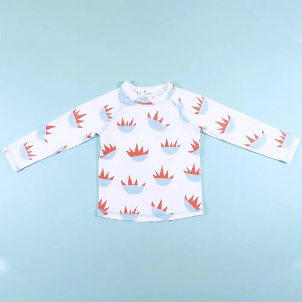 Детский купальник из двух предметов с буквенным принтом размера 4XL длинными