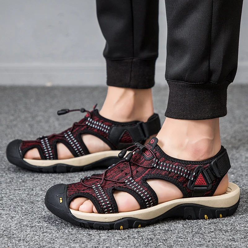 

2020 New Sandals Men Summer Soft Rubber Soles Popular Outdoor Comfortable Men Beach Sandals Breathable Casual Mesh Sandals 39-48