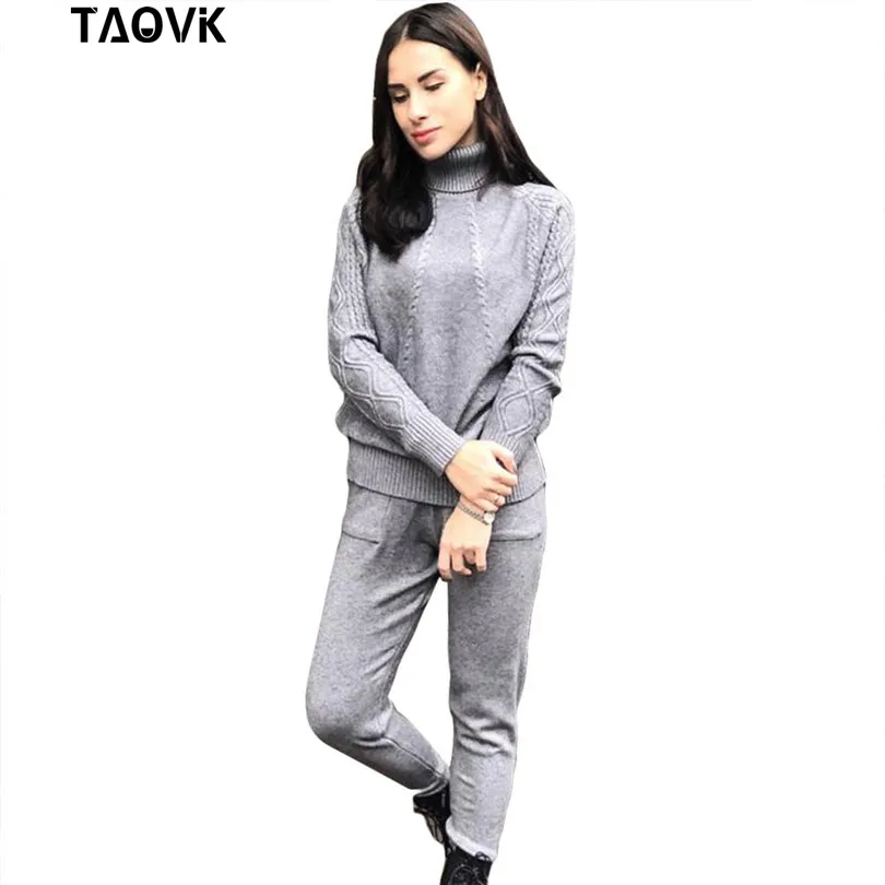 Костюм TAOVK трикотажный: свитер и штаны| |