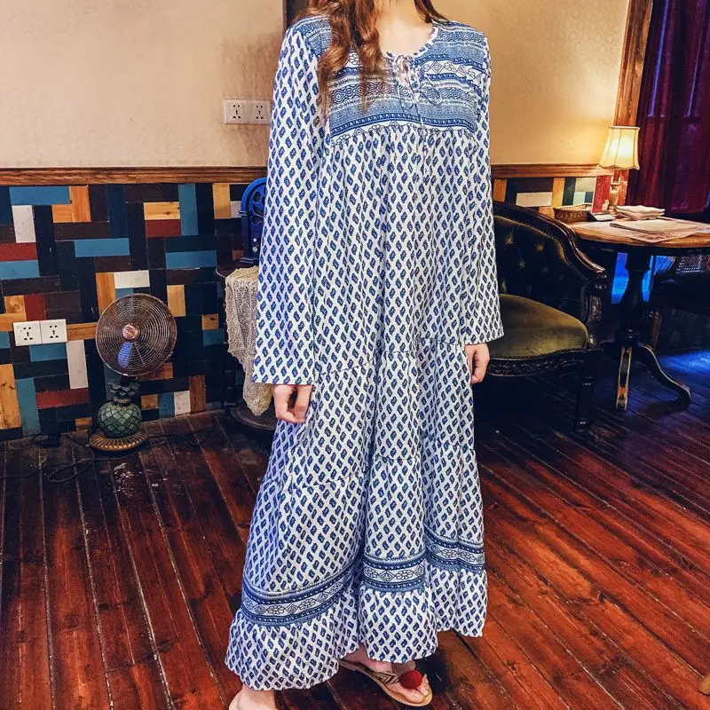 Богемное женское платье свободного кроя с принтом и длинным рукавом ветреное