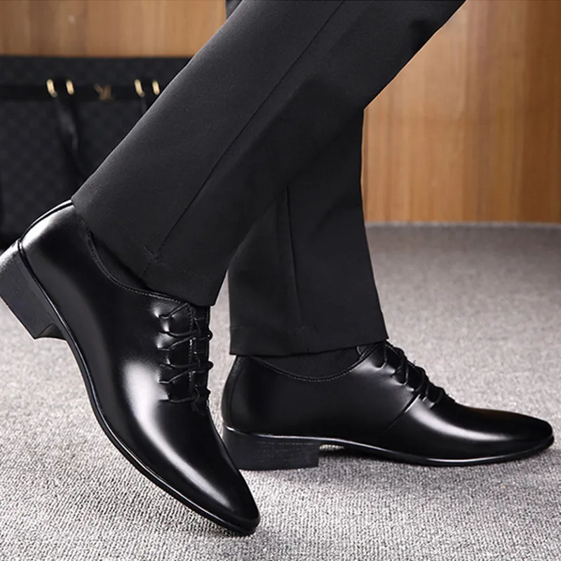 

2021 New Man Leather Shoes Rubber Sole Designer Men Wedding Shoes Office Business Men's Dress Shoes Male Flats Split Breathable