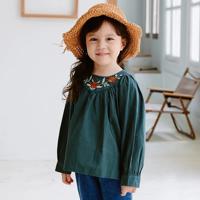 

Forest series of exquisite embroidery long-sleeved T-shirt girls cotton comfortable autumn top
