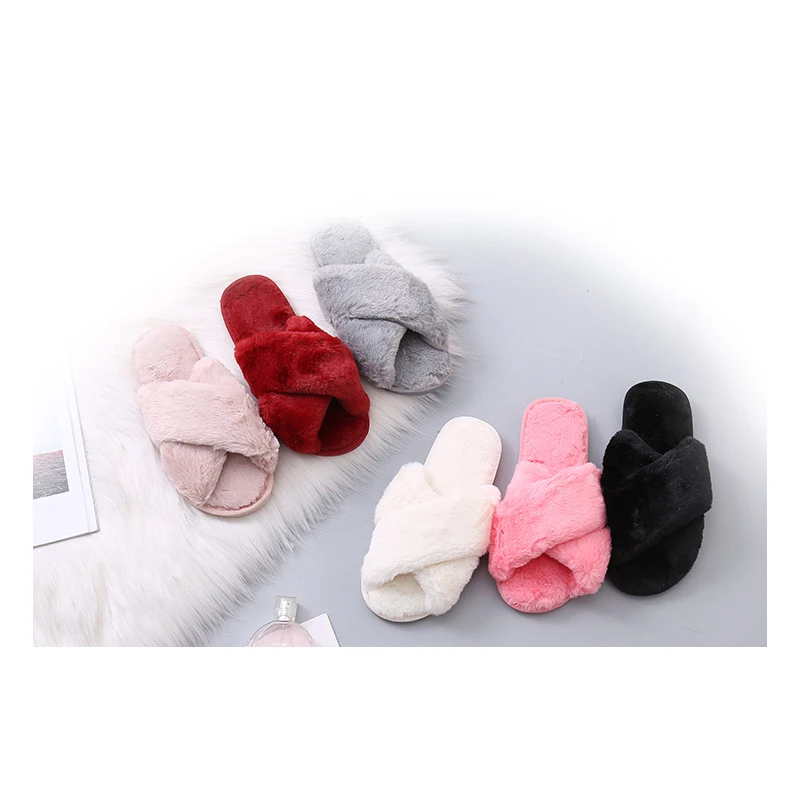 

Winter Spring Women House Slippers Faux Fur Fashion Warm Shoes Woman Slip on Flats Female Slides Cozy Home Furry Slippers