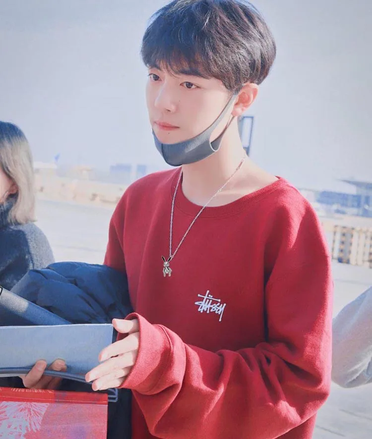 Красное ожерелье-цепочка для свитера в стиле знаменитостей Ван Yibo Xiao Zhan |