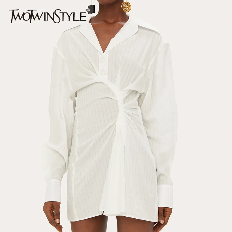 TWOTWINSTYLE асимметричное белое платье для женщин воротник с лацканами длинный рукав