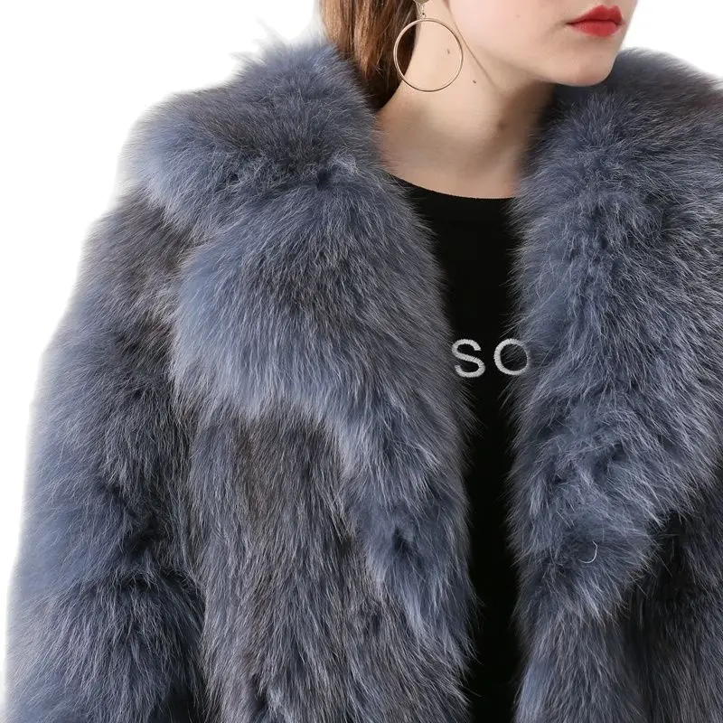 Женское длинное пальто с лисьим мехом QIUCHEN зимнее из натуральной кожи модель PJ19047