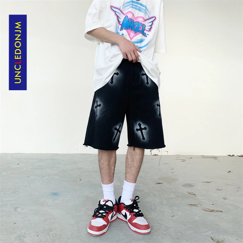 

UNCLEDONJM Graffiti streetwear pants summer men casual shorts men clothing techwear plus size shorts baggy shorts for men AW098