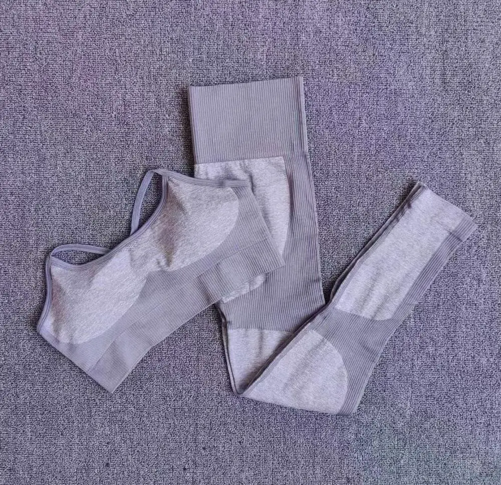 Seamless Yoga Set Women Fitness  Sportswear Woman Gym Leggings + Padded Push-up Strappy Sports Bra Suit Sportswear