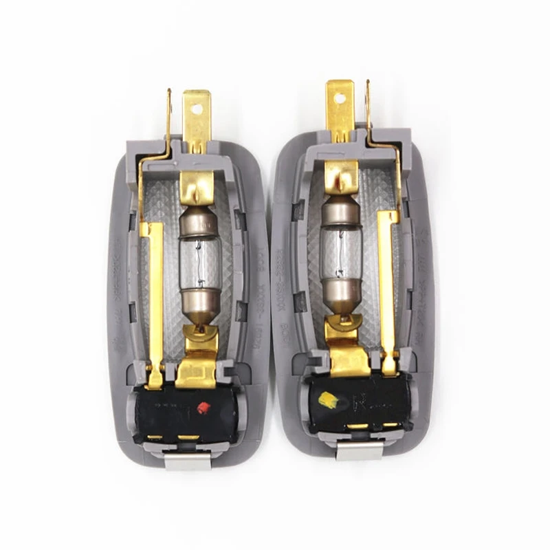 

AU04 -2Pcs Car Interior Vanity Lamp LH RH Gray for Hyundai I45 YF Sonata Elantra / AVANTE MD Forte / Koup K3 2011-2015