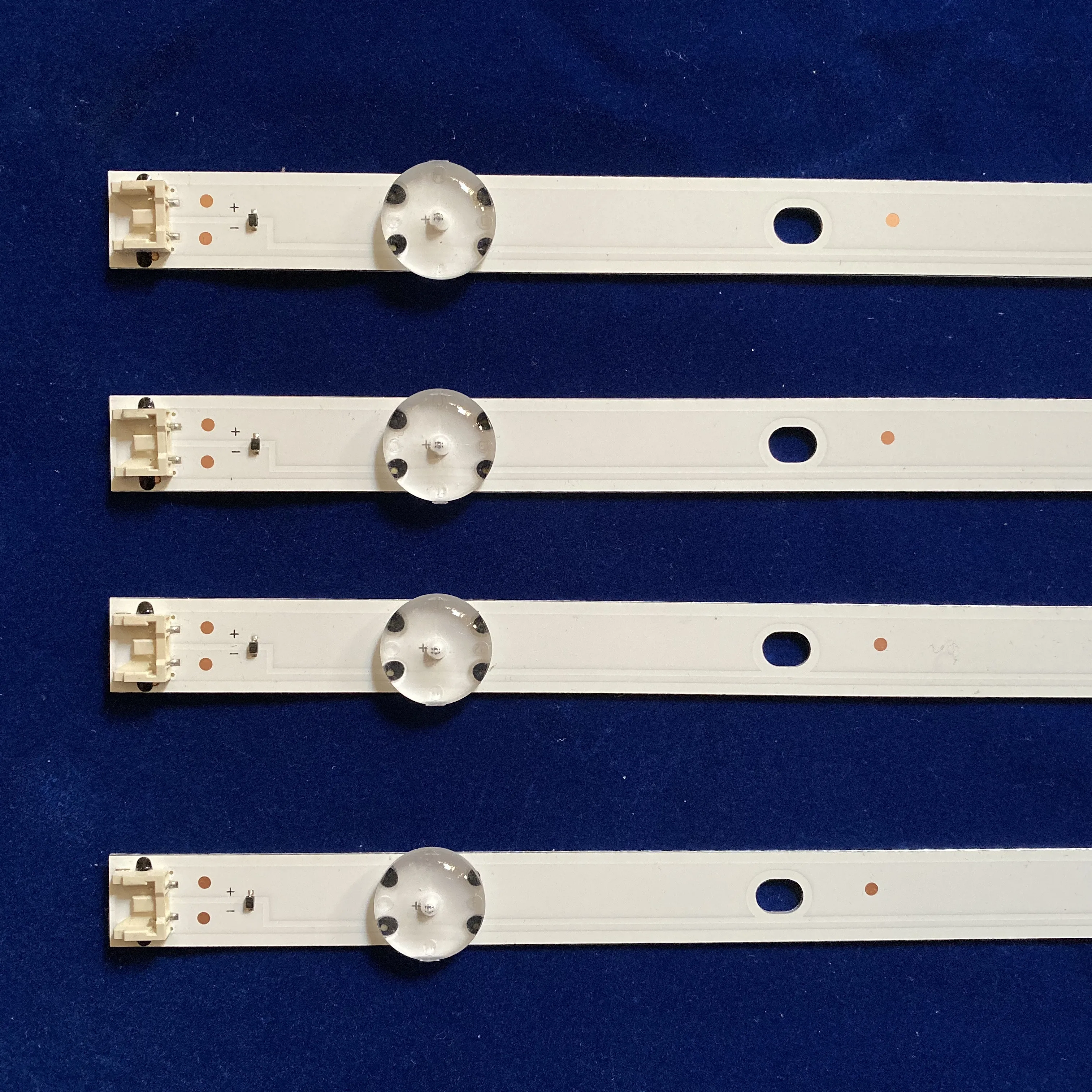 Светодиодная лента для подсветки телевизора LG 32 дюйма Innotek direct 15.5Y Rev0.0 _ 160323 32LH590U CSP