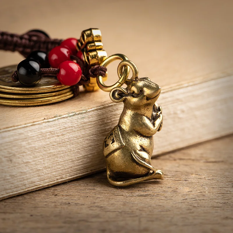 Винтажный латунный подвесной брелок для ключей с крысой благословением ручная