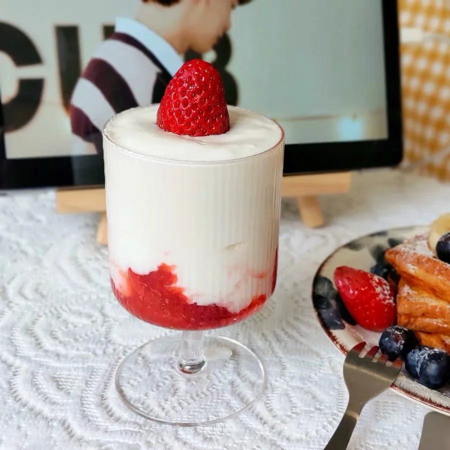 280 мл Европейский стиль Ins Вертикальная полосатая десертная чашка бар десерт