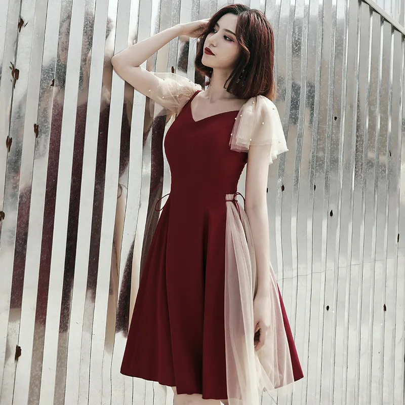 Короткие вечерние платья бордового цвета сексуальные с V образным вырезом и