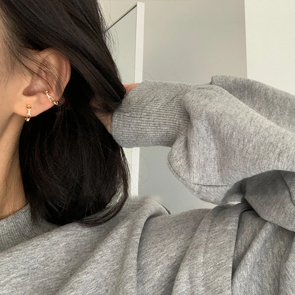 

The New Ear Clip Geometric Hollow Out Ear Bones Female Ear Clip Earrings Clip Without Perforation Fashion Temperament Ear Clip