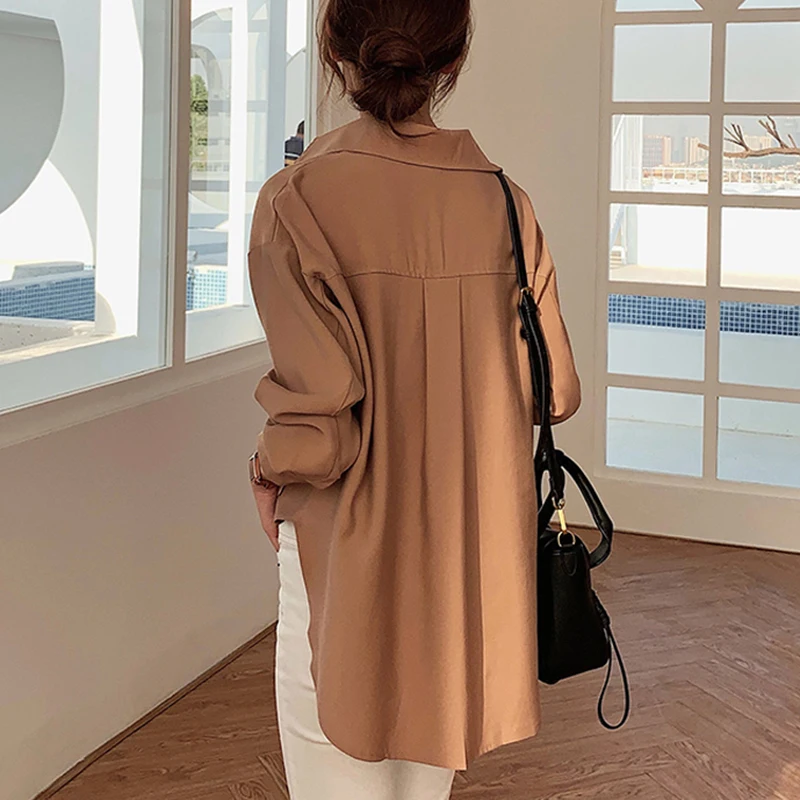 Блузка женская однобортная с воротником лацканами хлопковая Однотонная рубашка