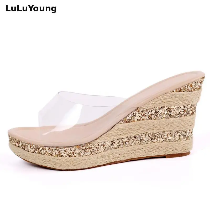 Сандалии женские на платформе и высоком каблуке прозрачные шлепанцы с блестками