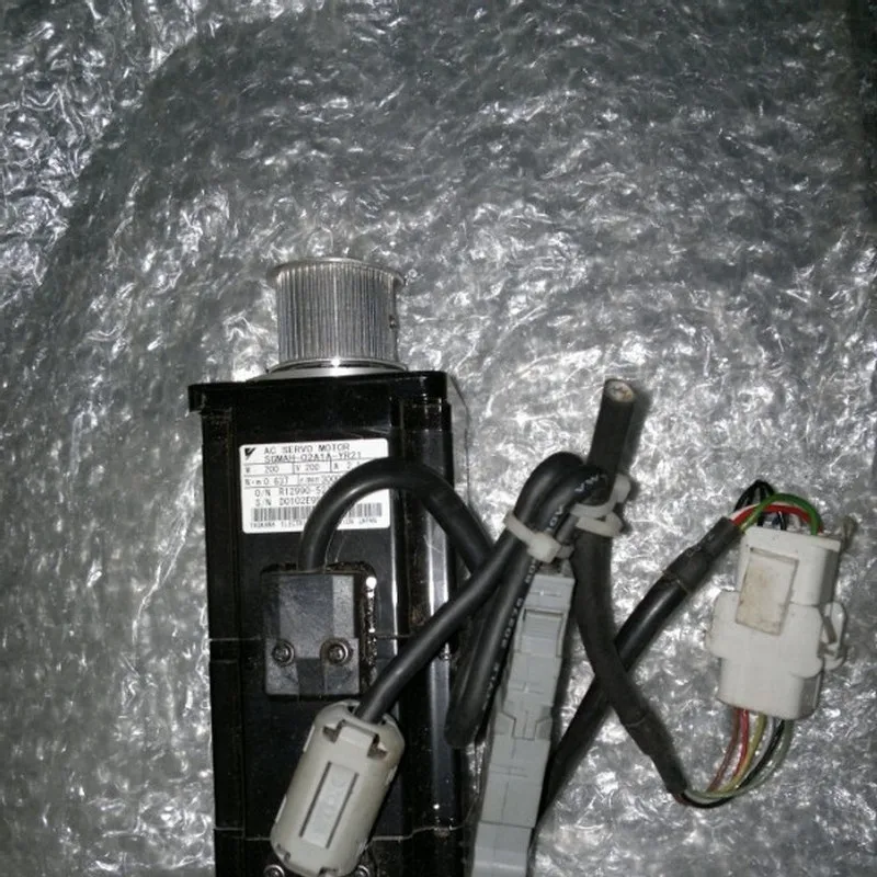 

Used Tested Working SGMAH-02A1A-YR21 AC Servo Motor