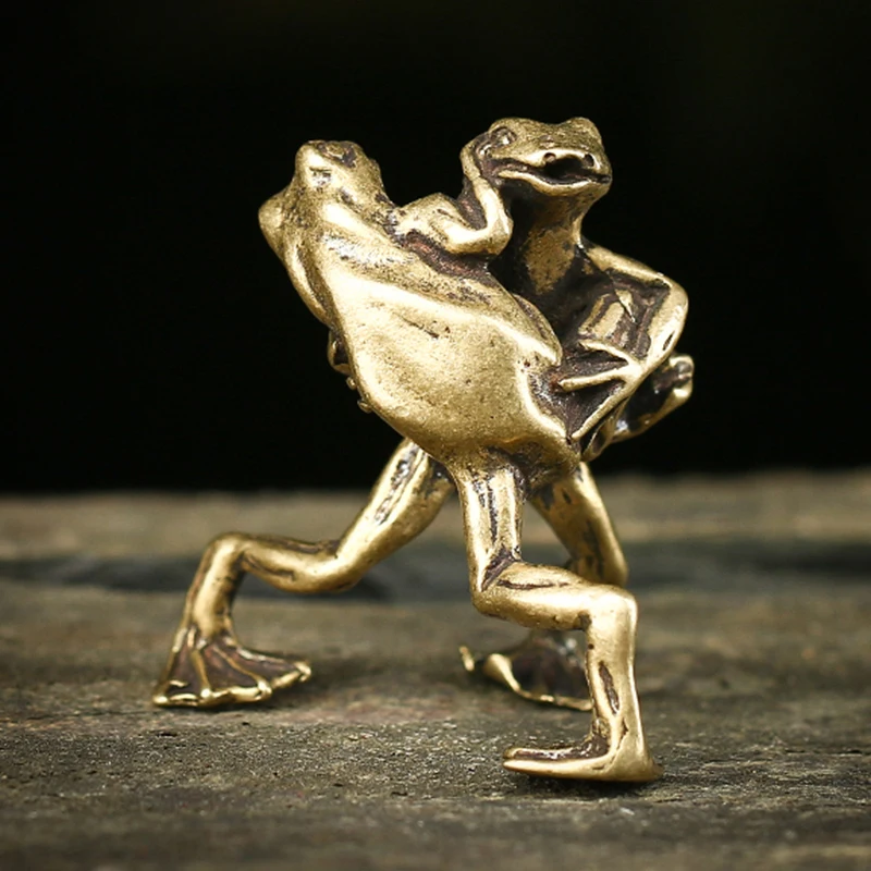 

Copper Wrestling Frogs Figurines Miniatures Table Tea Pet Animal Statue Ornament For Home Decoration Living Room Antique Decor