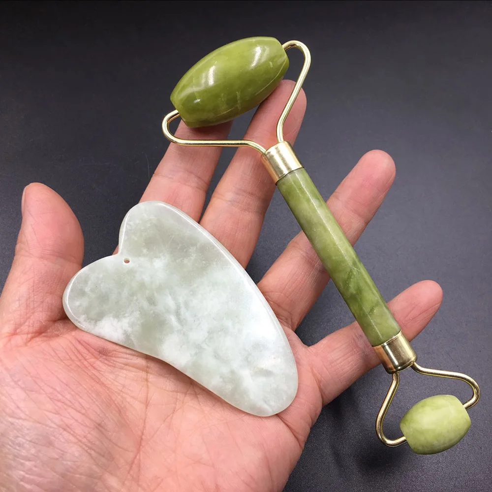 

Facial Massage Roller Double Heads Jade Roller Gua Sha Scraping Massage Tool Natural Jade Stone Beauty Roller for Anti-aging