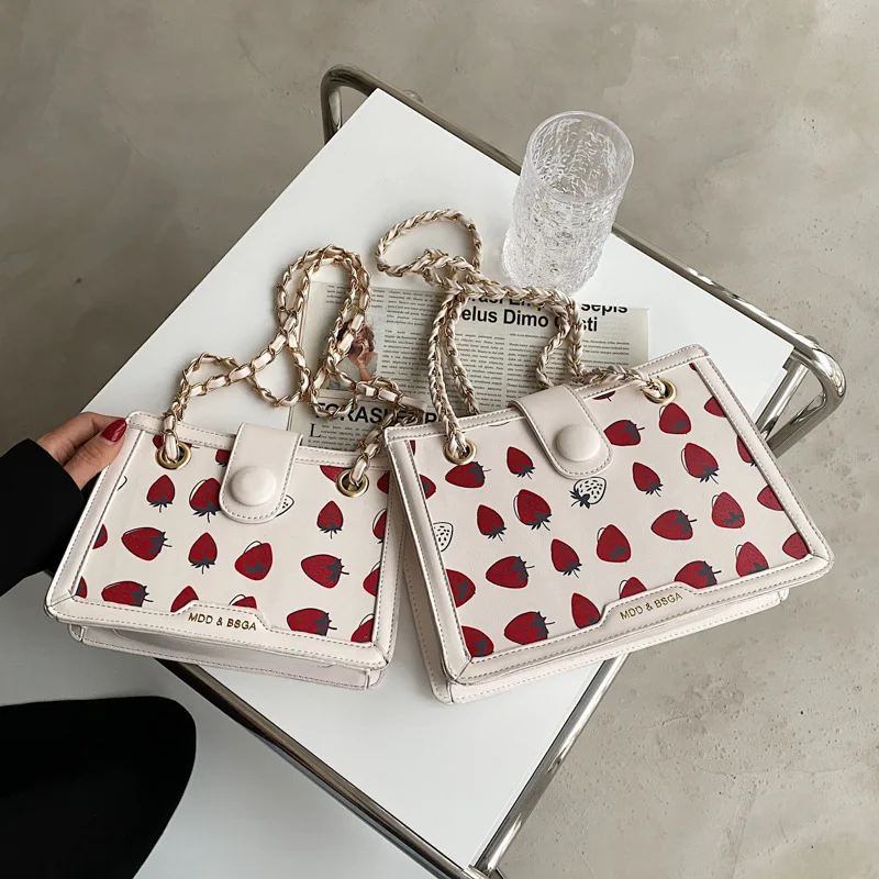 

S.IKRR Fashion Women Strawberrys Printing Underarm Bag PU Leather Ladies 2 Sizes Shoulder Bag Luxury Designer Purses And Handbag