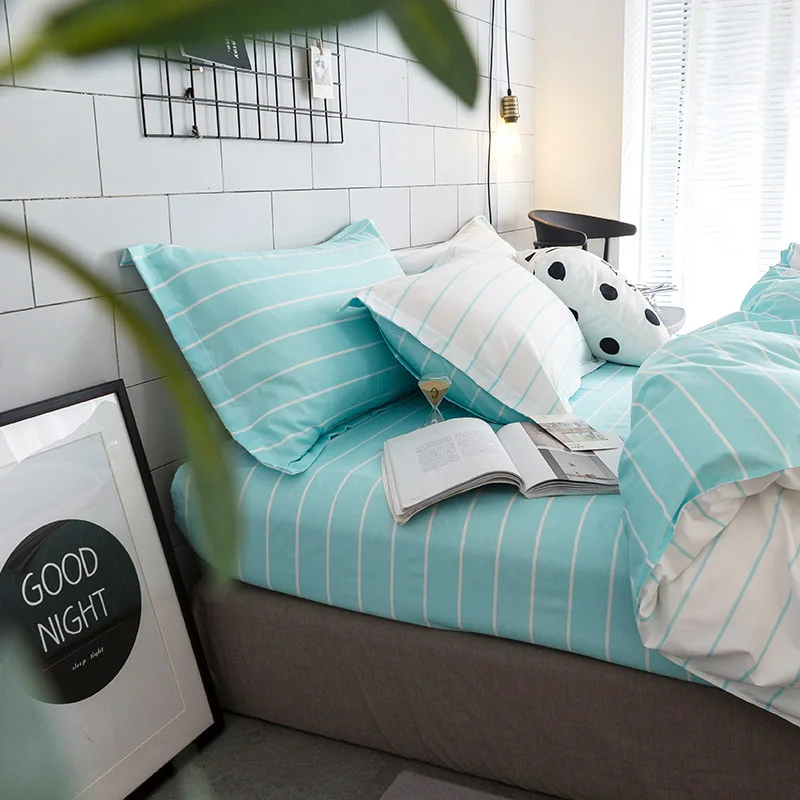 Комплект постельного белья с простыми полосками набор белых пододеяльников для