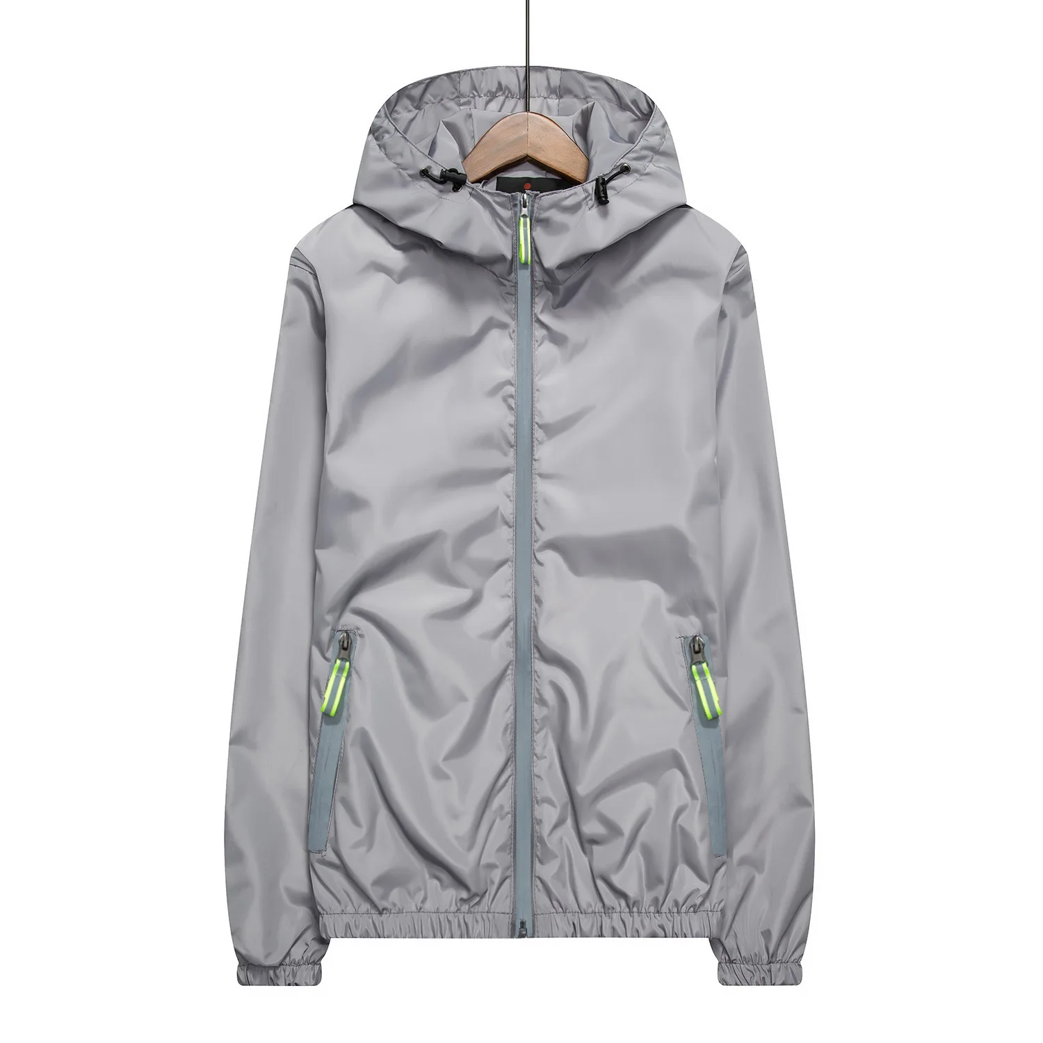 

2021 men's all season reflective hooded windbreaker coat sunscreen slim casual coat fashionable mountaineering waterproof jacket