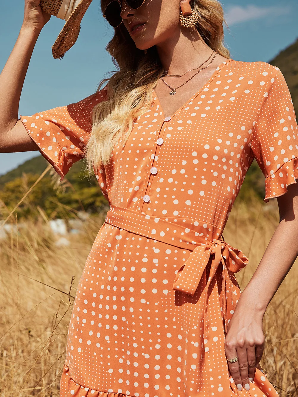 

Женское платье с коротким рукавом, повседневное ТРАПЕЦИЕВИДНОЕ ПЛАТЬЕ в европейском и американском стиле с V-образным вырезом и принтом в в...