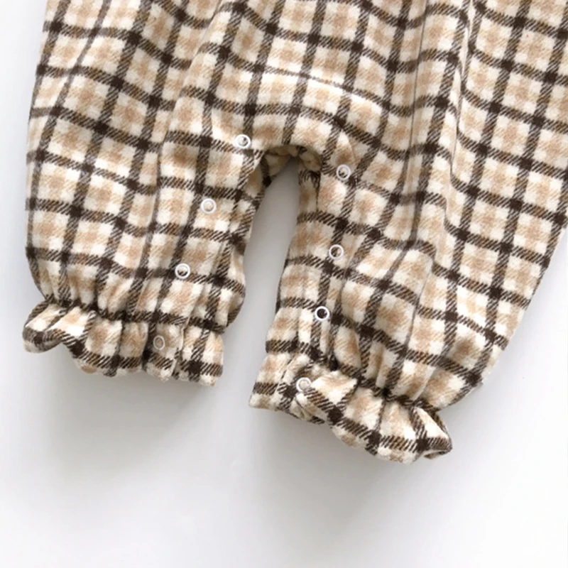 Детский комбинезон для новорожденных теплый хлопковый в клетку на осень и