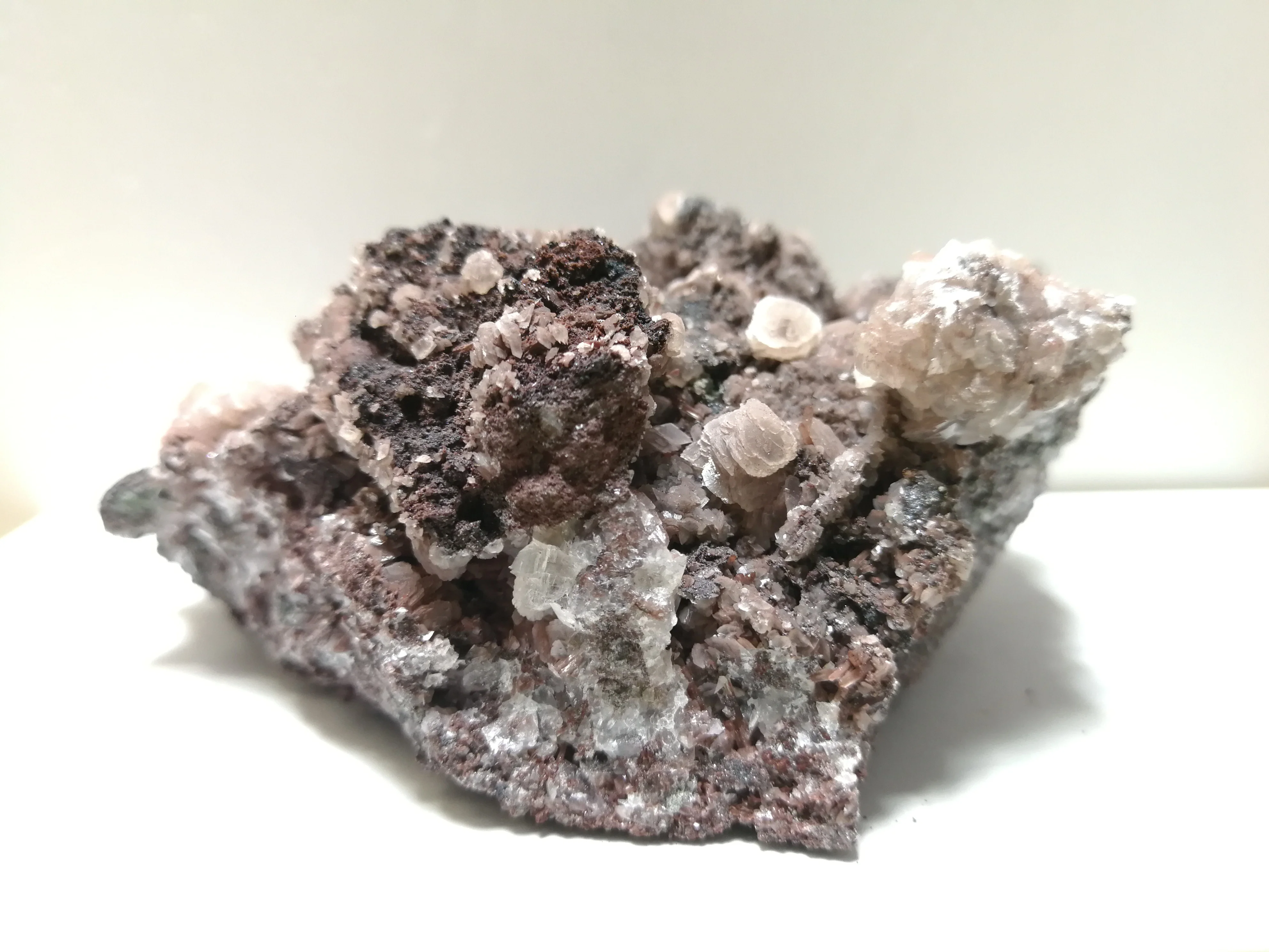 

189.4gNatural pyrite crystal calcite mineral specimen